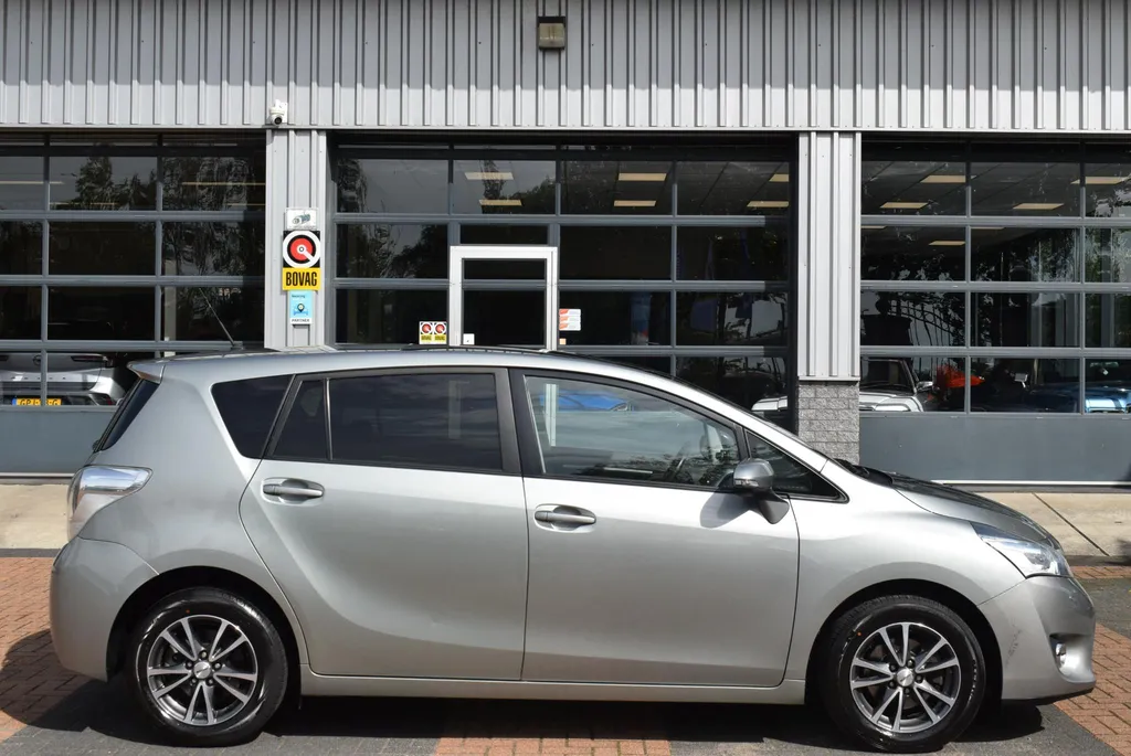 Toyota Verso, foto 3