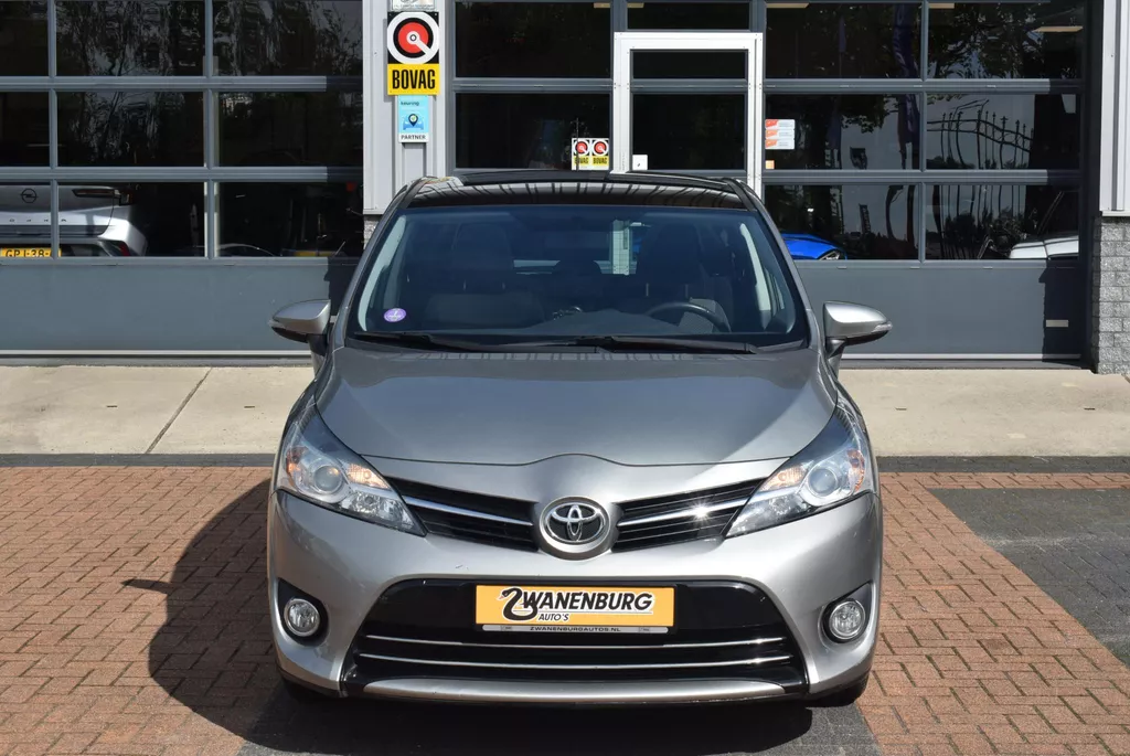 Toyota Verso, foto 2